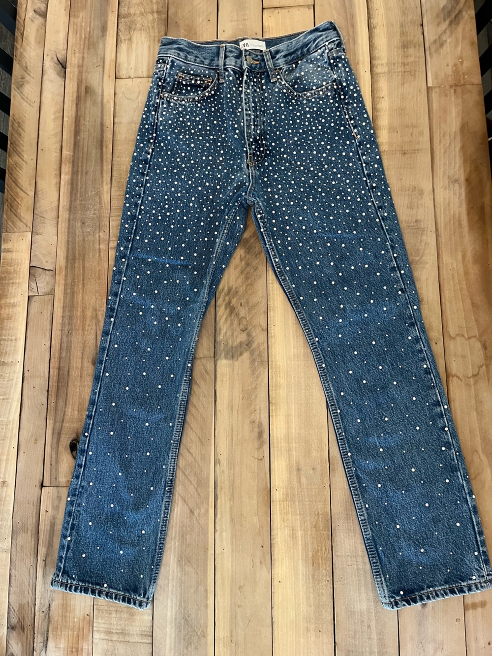 ZARA Straight Cut Jeans High Rise and Rhinestones Women Size 4.
